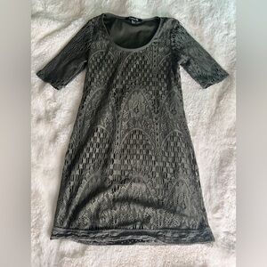 Forever 21 Green Lace Dress